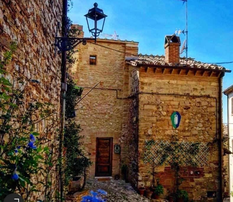*La Torre Di Amelia* Nel Cuore Dell' Umbria Екстер'єр фото