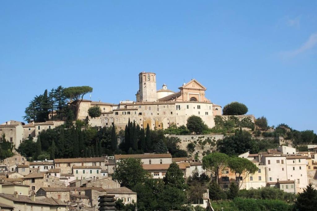 *La Torre Di Amelia* Nel Cuore Dell' Umbria Екстер'єр фото